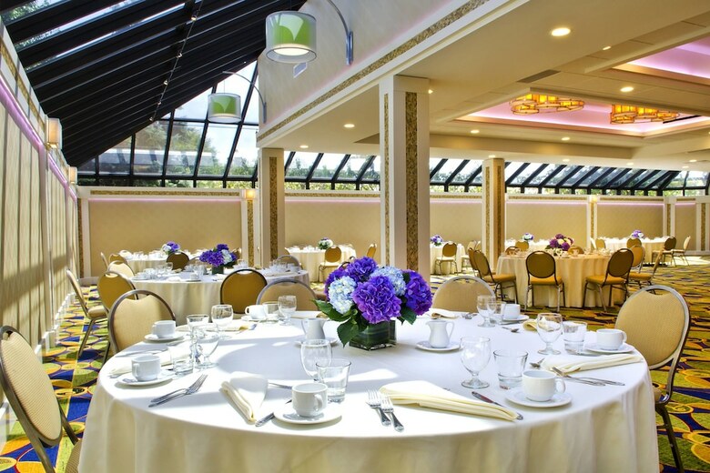 Hotel Long Island Marriott