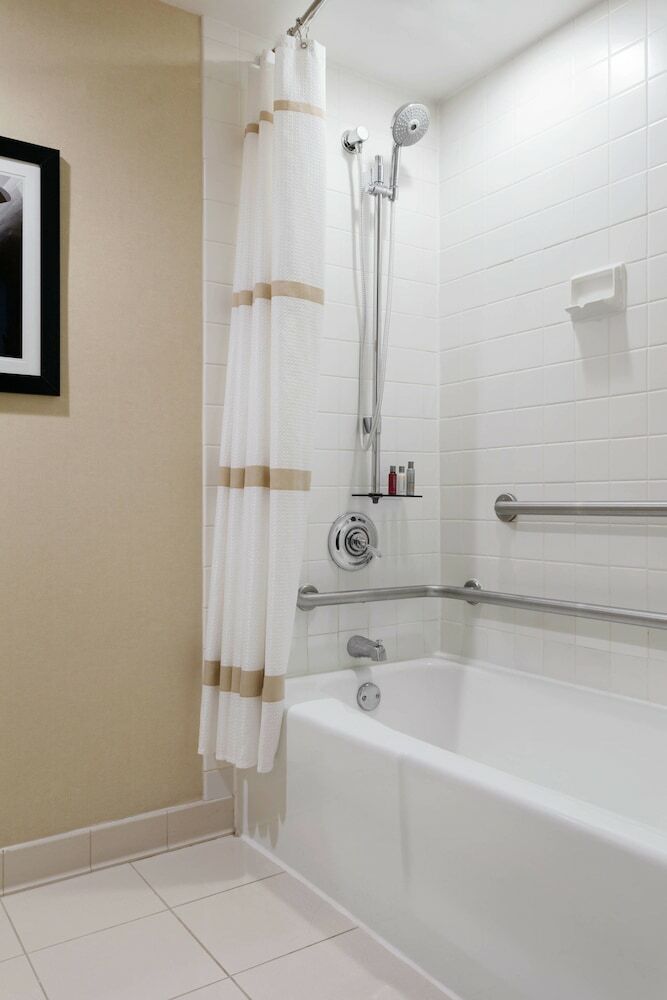 Hotel Long Island Marriott