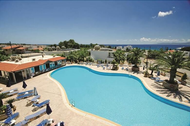 Aparthotel Pals Studios Pefkos