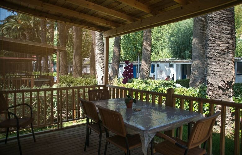 Le Palme Village