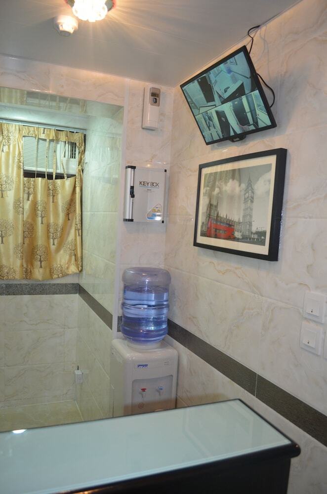 Hotel Skylark