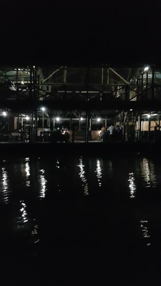 Hotel Kurupira Cabin Floating