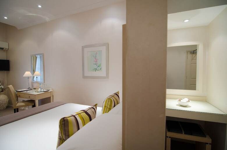 Beaufort Hotel