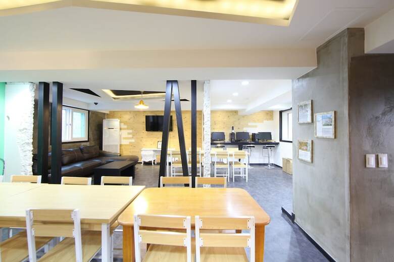Hostal Calli Hostel