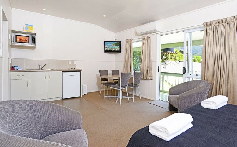 Picton Top10 Holiday Park