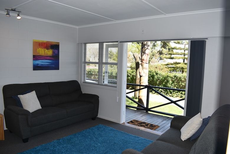 Coastal Motor Lodge