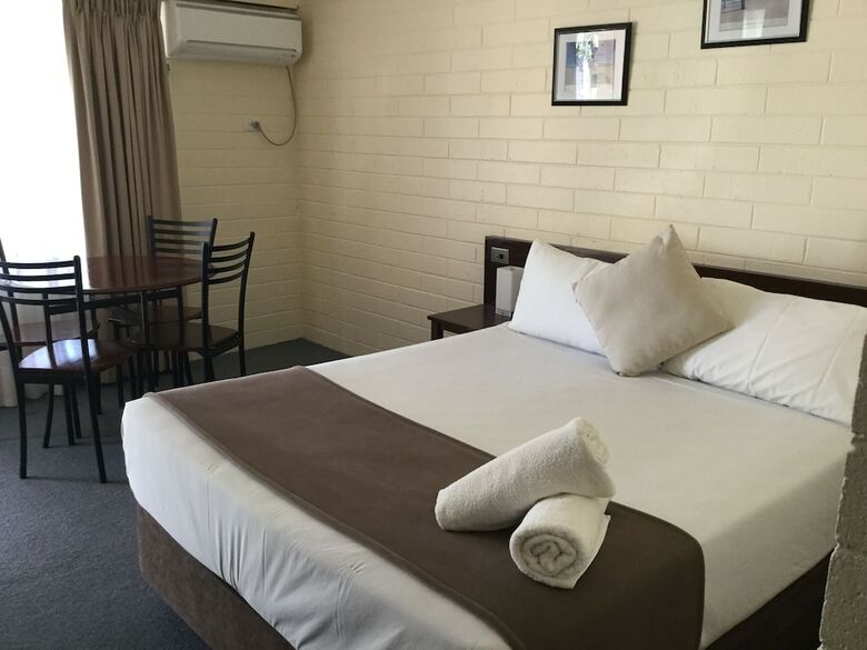 Bayview Motel