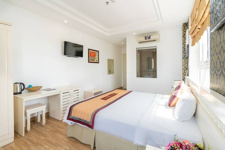 Jay Grand Hotel