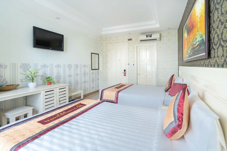 Jay Grand Hotel