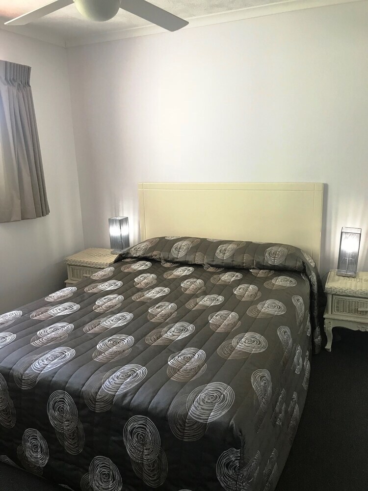 Apartamentos Surfers Beach Resort 2