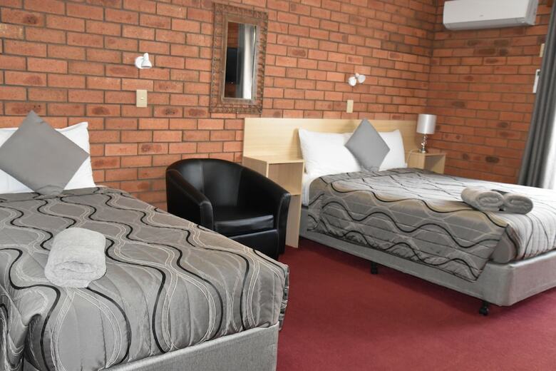 Shannon Motor Inn