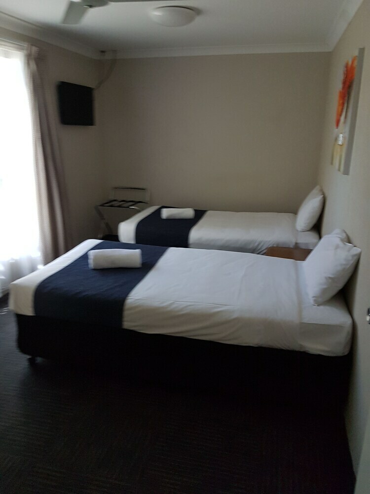 Cleveland Motor Inn