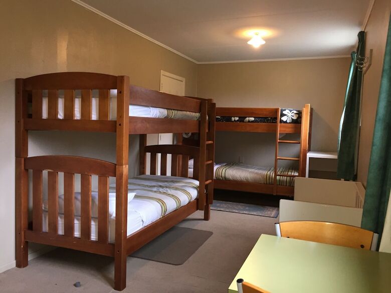 Motel Queenstown Top 10 Holiday Park