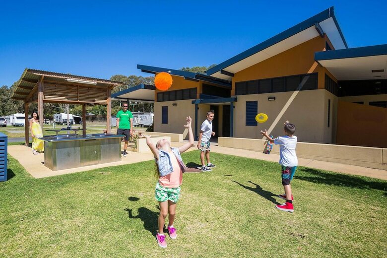 Burleigh Beach Tourist Park