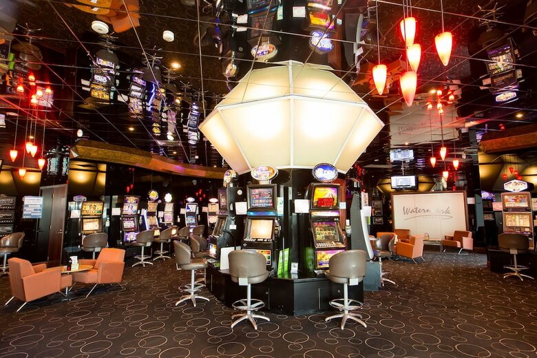 Motel Nightcap At Watermark Glenelg