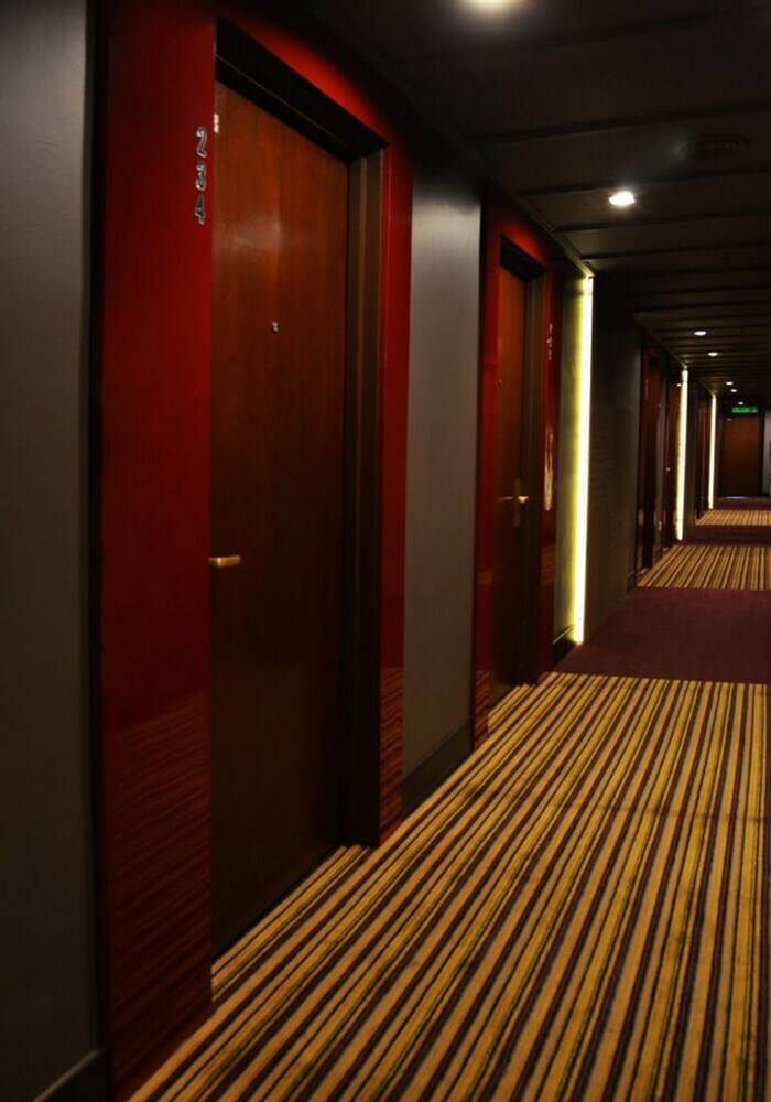 Regalodge Hotel