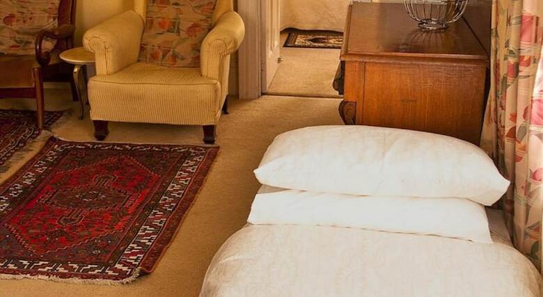 Hotel Merrebe's