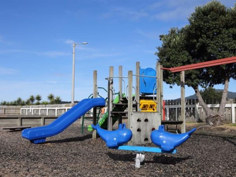 Raglan Holiday Park