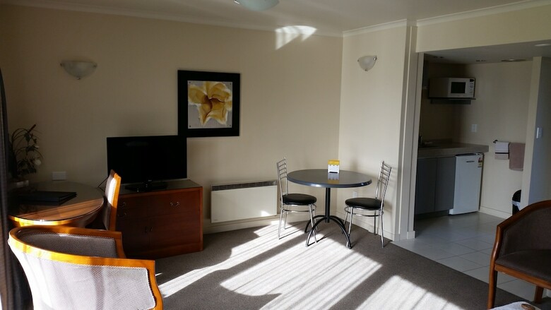 Hotel Admirals Motor Inn