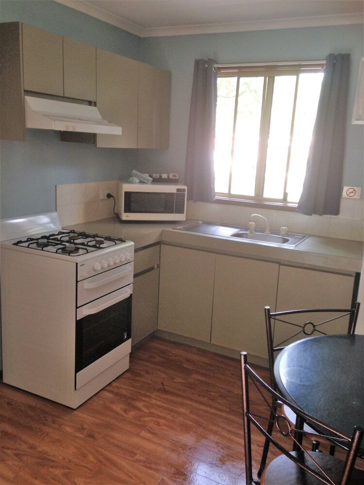 Busselton Villas And Caravan Park