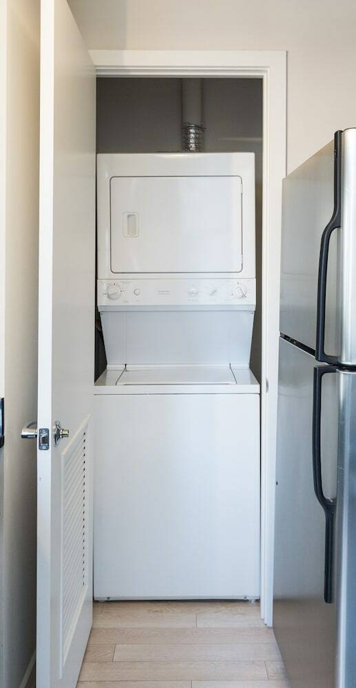 Apartamentos Global Luxury Suites At The White House
