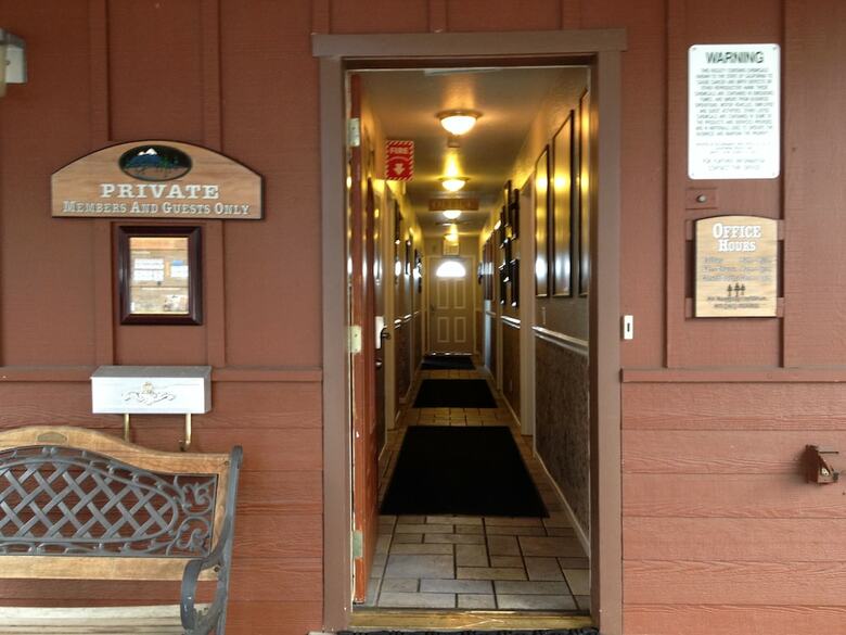 Beachcomber Inn