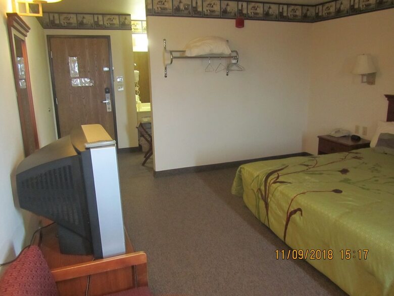 Hotel Park View Inn & Suites And Conference Center