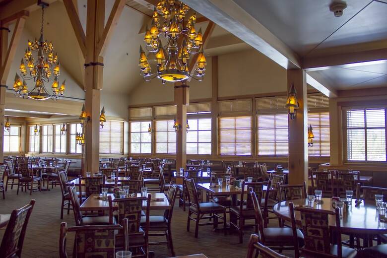 Posada Old Faithful Snow Lodge & Cabins - Inside The Park