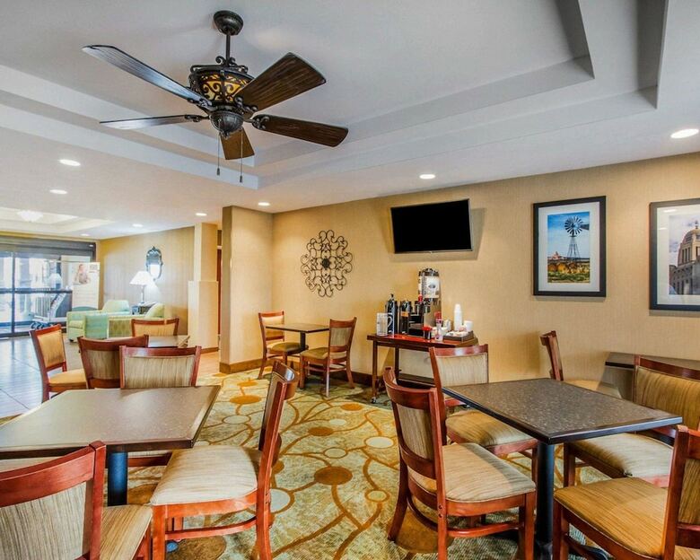 Hotel Mainstay Suites