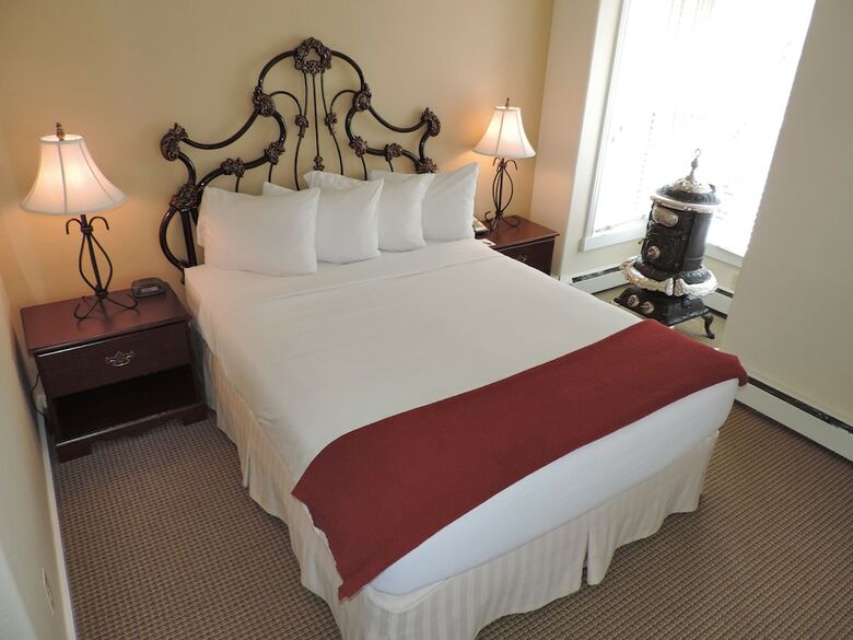 Hotel The Victorian Inn