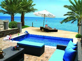 Hotel Dana Beach Resort