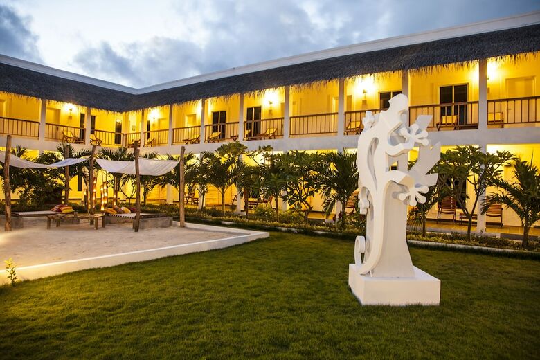 Hotel Evexia Beach Collection - A Premium Wellness Retreat