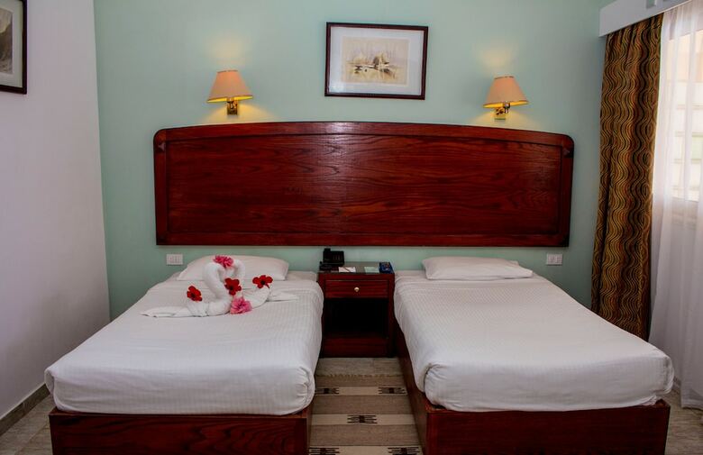 Hotel Golden Beach Resort - Ex. Movie Gate