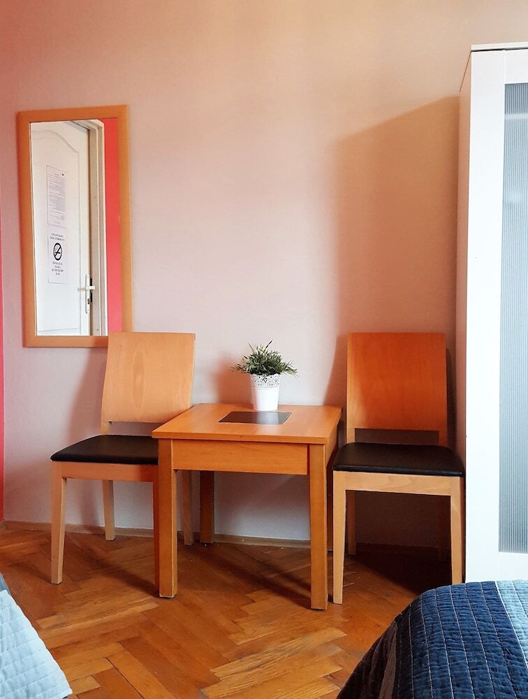 Hostal Cinnamon Hostel