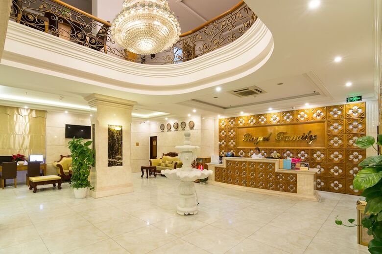 Royal Family Hotel Da Nang
