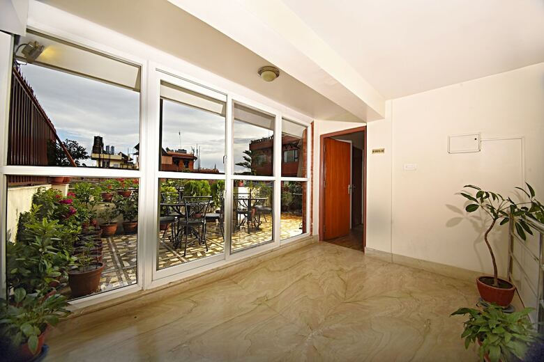 Hotel Osho Home