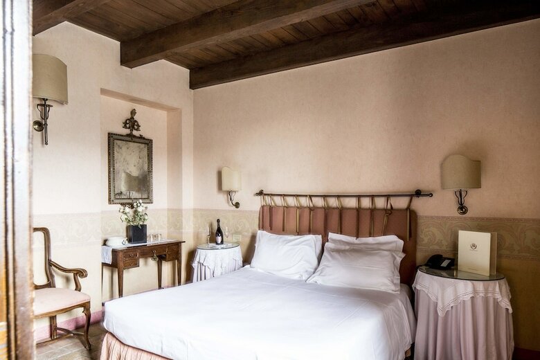Hotel Castello Di Montegridolfo Spa Resort