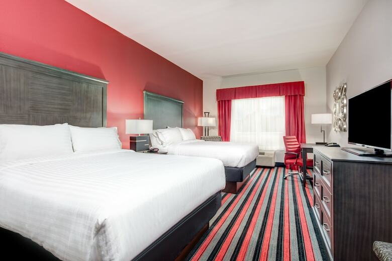 Holiday Inn Hotel & Suites Lafayette North