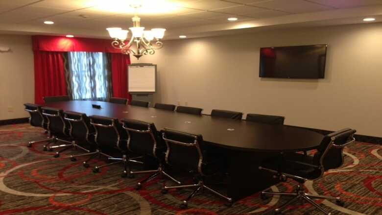 Holiday Inn Hotel & Suites Lafayette North