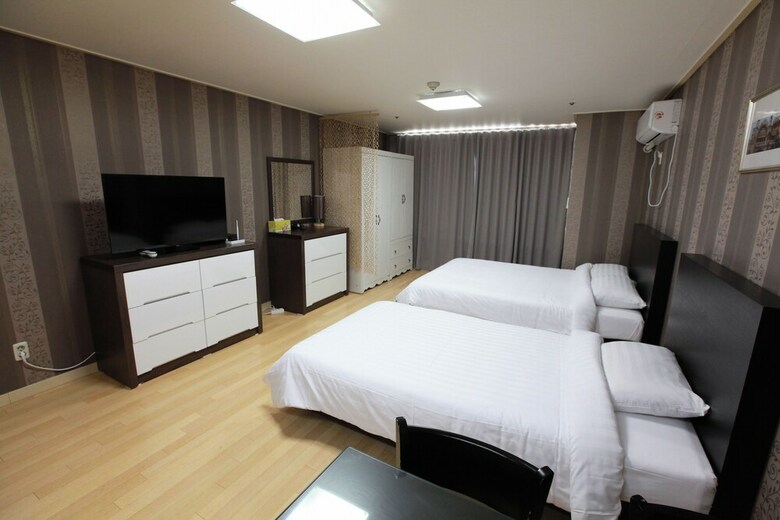 Apartamentos Aplex Residence