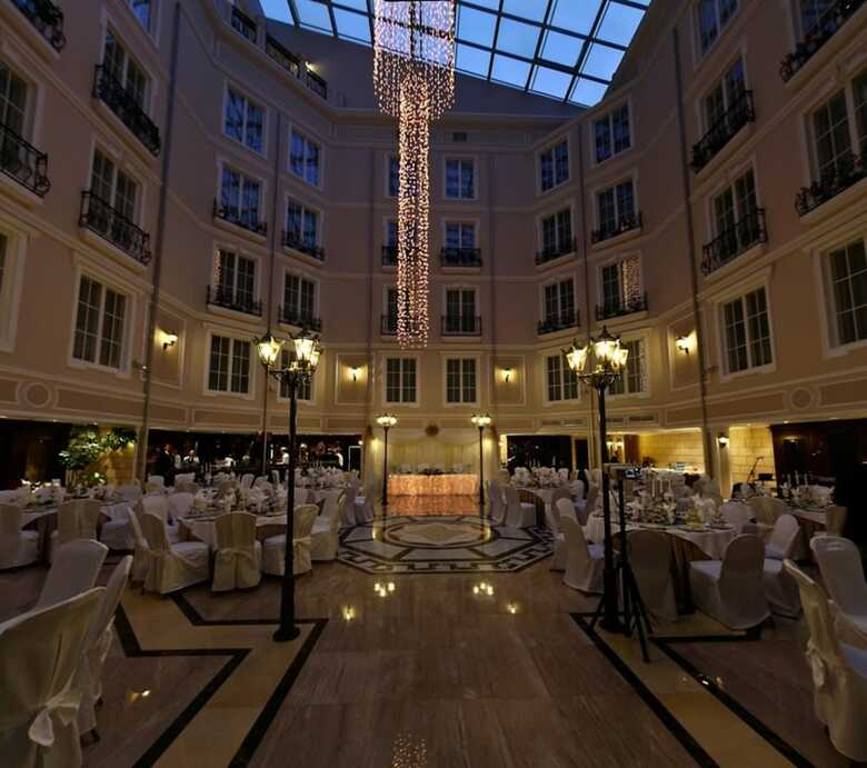Grand Hotel Emerald