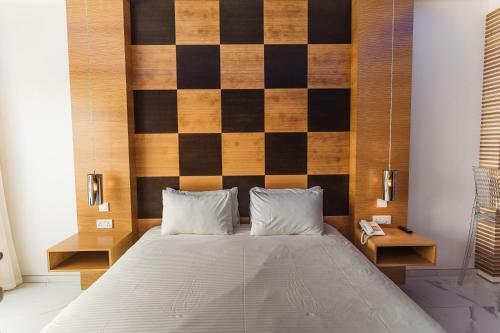 Aparthotel Vrachia Beach Resort