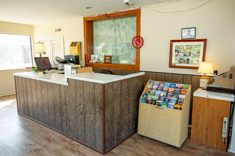 Motel Coach House