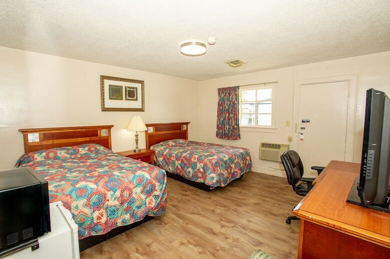 Motel Coach House