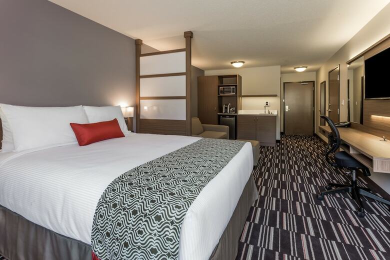 Hotel Microtel Inn & Suites By Wyndham Fort St John