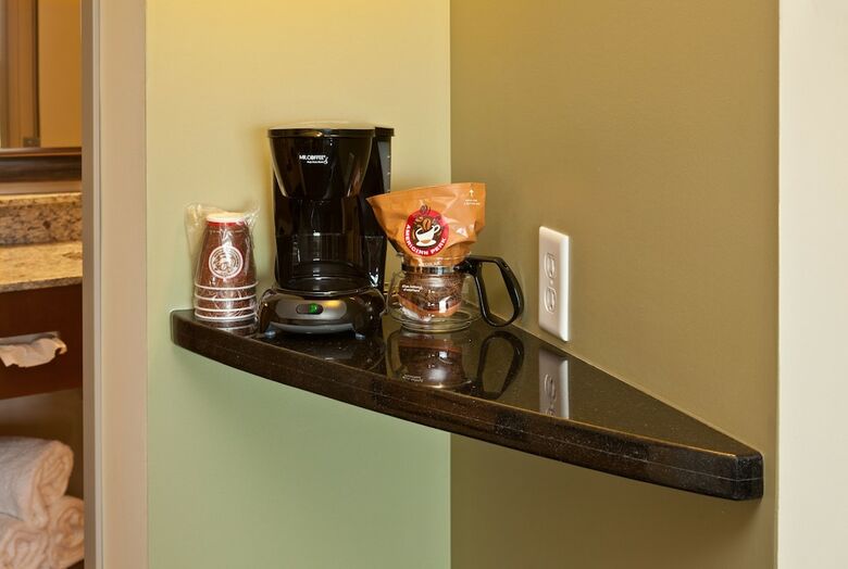 Hotel Americinn By Wyndham Hartford Sd