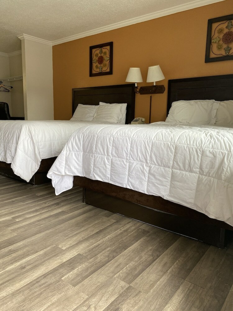 Motel Stateline Economy Inn & Suites