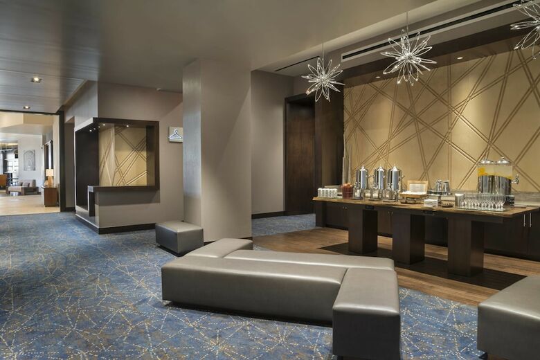 Hotel Buffalo Marriott At Lecom Harborcenter