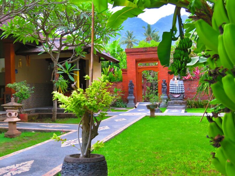 Hotel Suka Sari Cottages