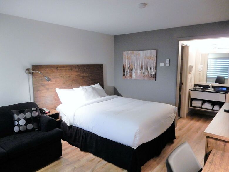 Danny?s Hotel Suites, Surestay Collection By Best Western